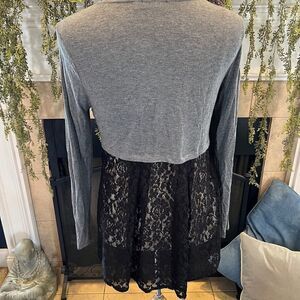 Apt 9 Women's L heather gray long sleeve knit top with back pleated lace detail